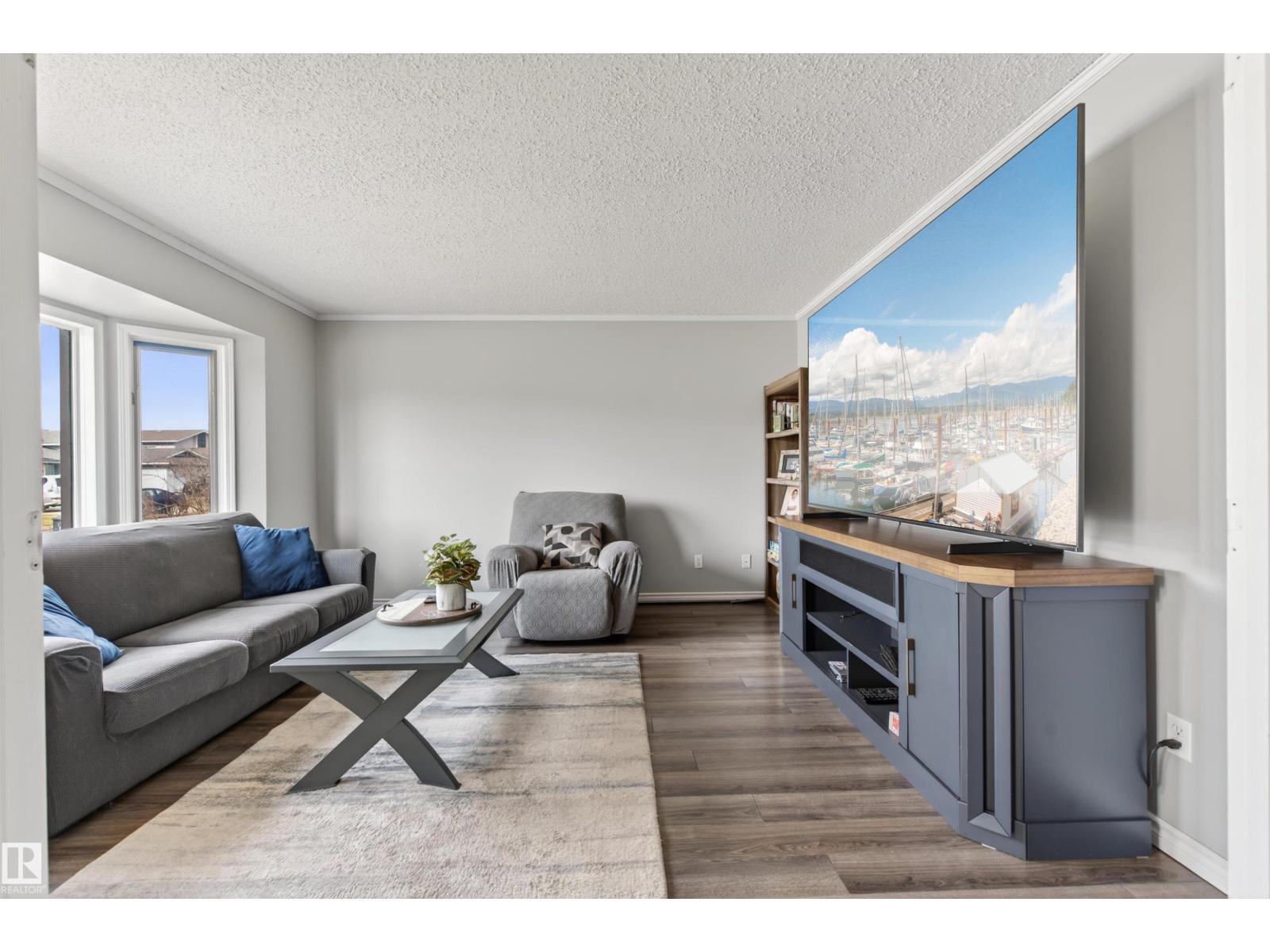 6009 53 Av, Cold Lake, Alberta  T9M 1T4 - Photo 4 - E4486218