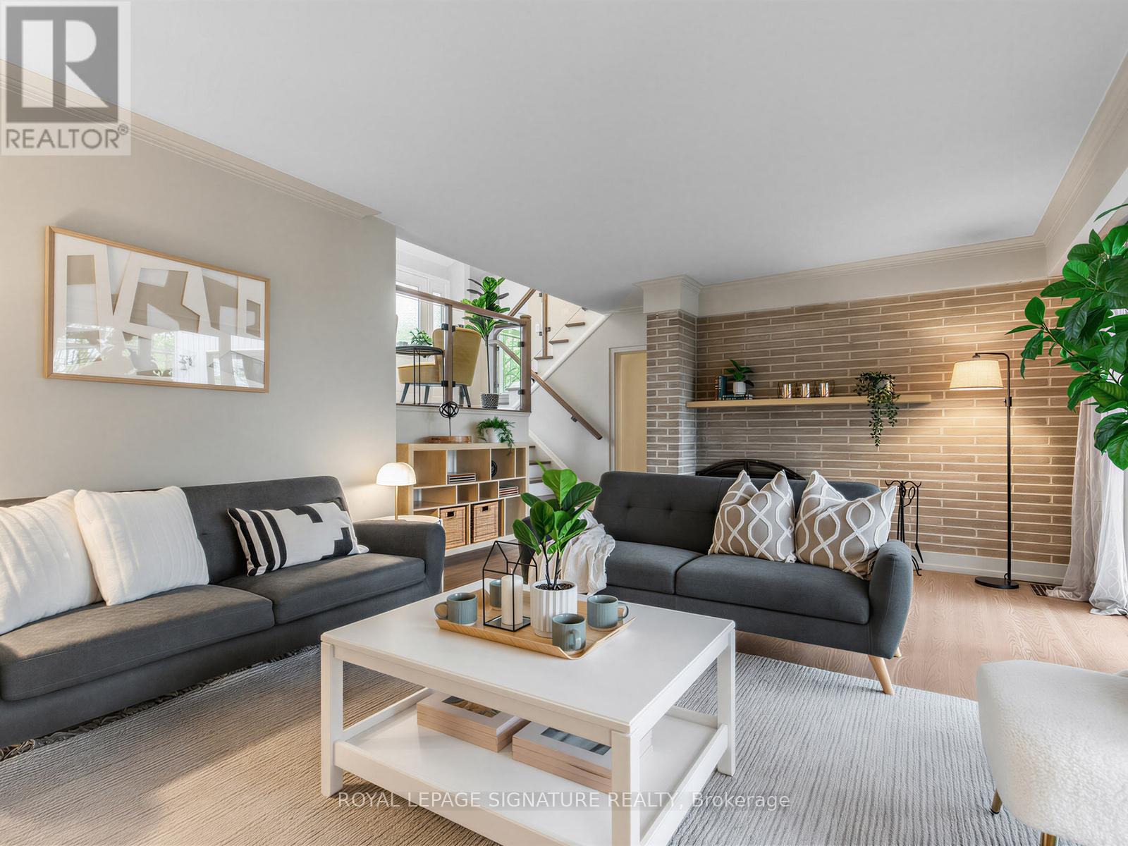 81 Cottonwood Drive, Toronto, Ontario  M3C 2B3 - Photo 14 - C13096284
