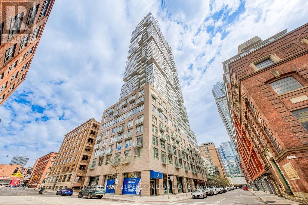 323 - 30 NELSON STREET, Toronto, Ontario