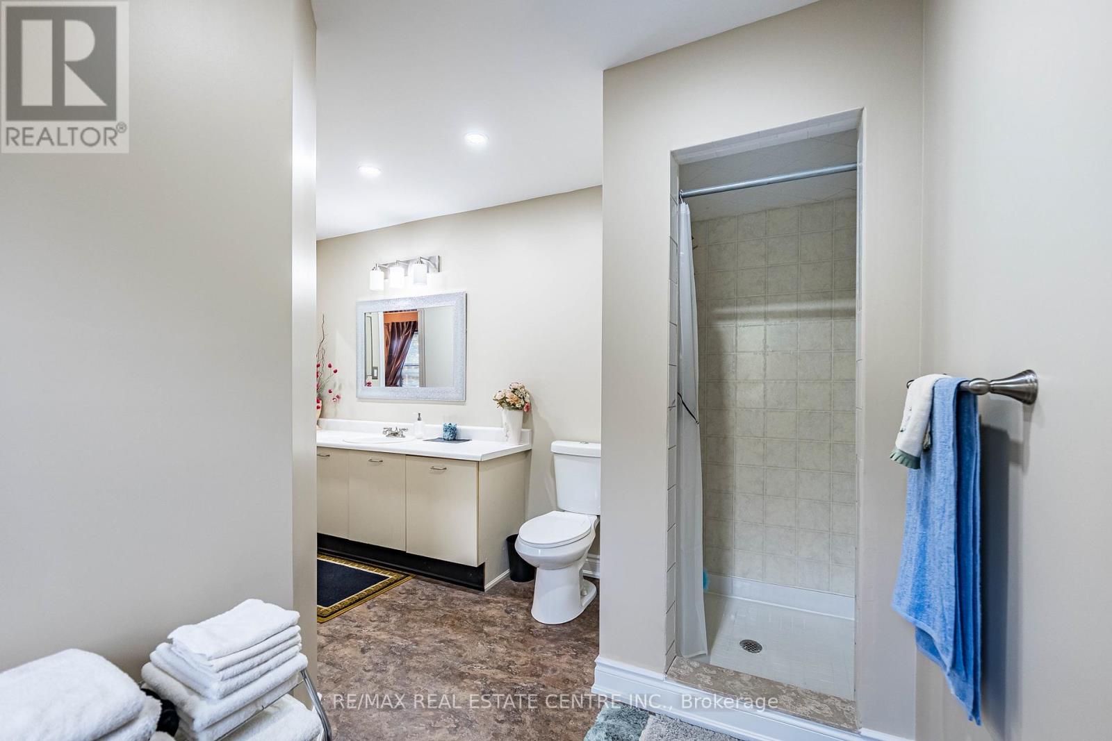 490 Old Harwood Avenue, Ajax, Ontario  L1T 3L1 - Photo 28 - E13096118
