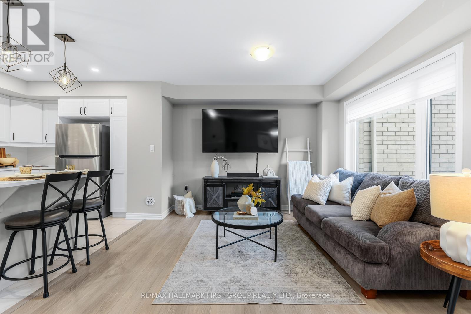 3359 Thunderbird Promenade, Pickering, Ontario  L1X 0N1 - Photo 6 - E13096174