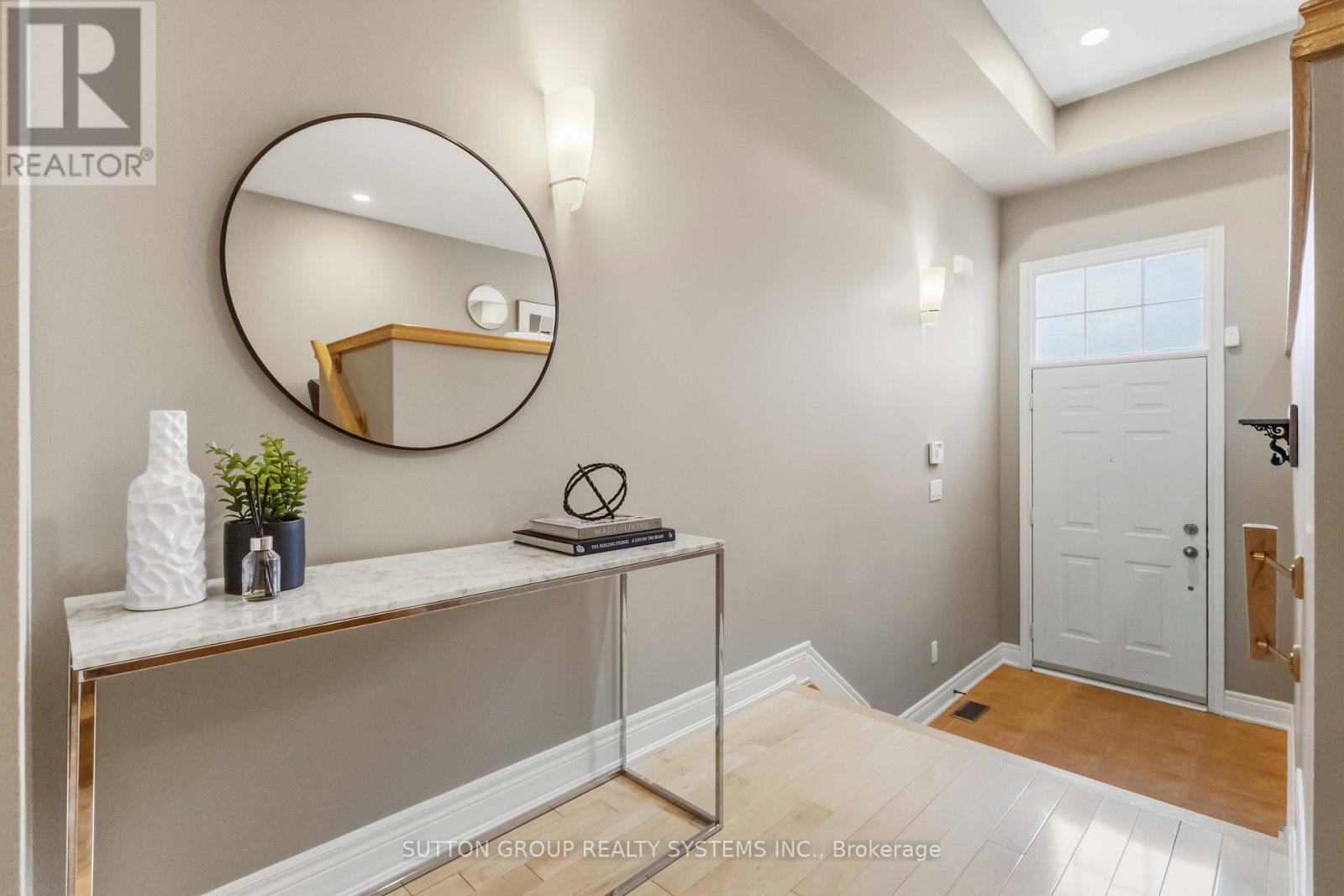 57 Halsey Avenue, Toronto, Ontario  M4B 1A6 - Photo 2 - E13096280