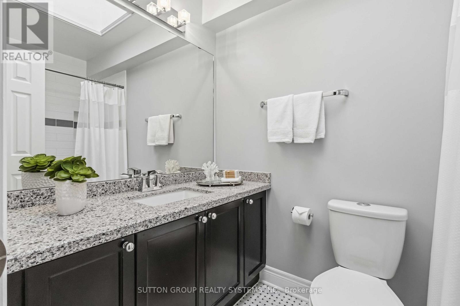 57 Halsey Avenue, Toronto, Ontario  M4B 1A6 - Photo 21 - E13096280