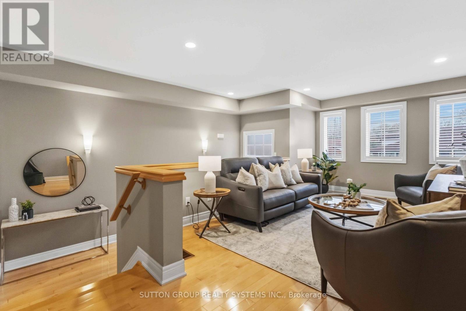 57 Halsey Avenue, Toronto, Ontario  M4B 1A6 - Photo 6 - E13096280