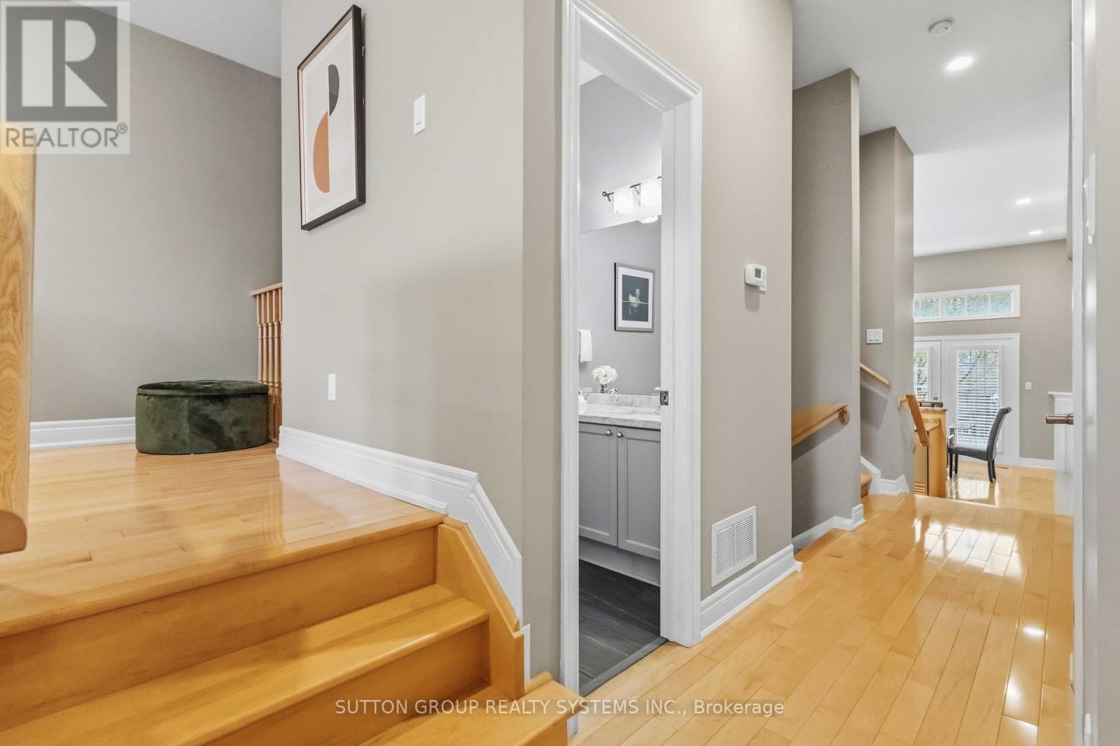57 Halsey Avenue, Toronto, Ontario  M4B 1A6 - Photo 7 - E13096280