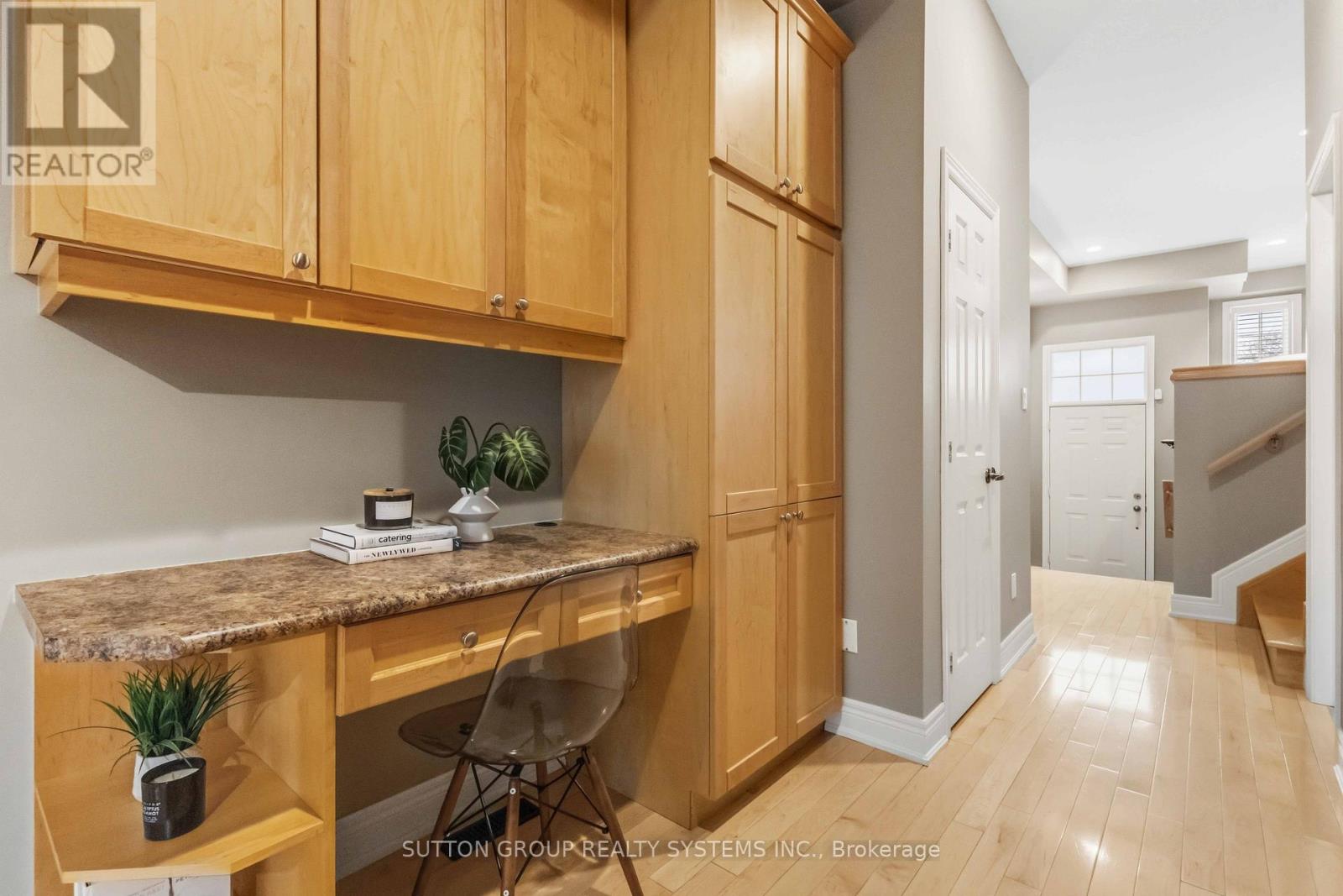 57 Halsey Avenue, Toronto, Ontario  M4B 1A6 - Photo 9 - E13096280
