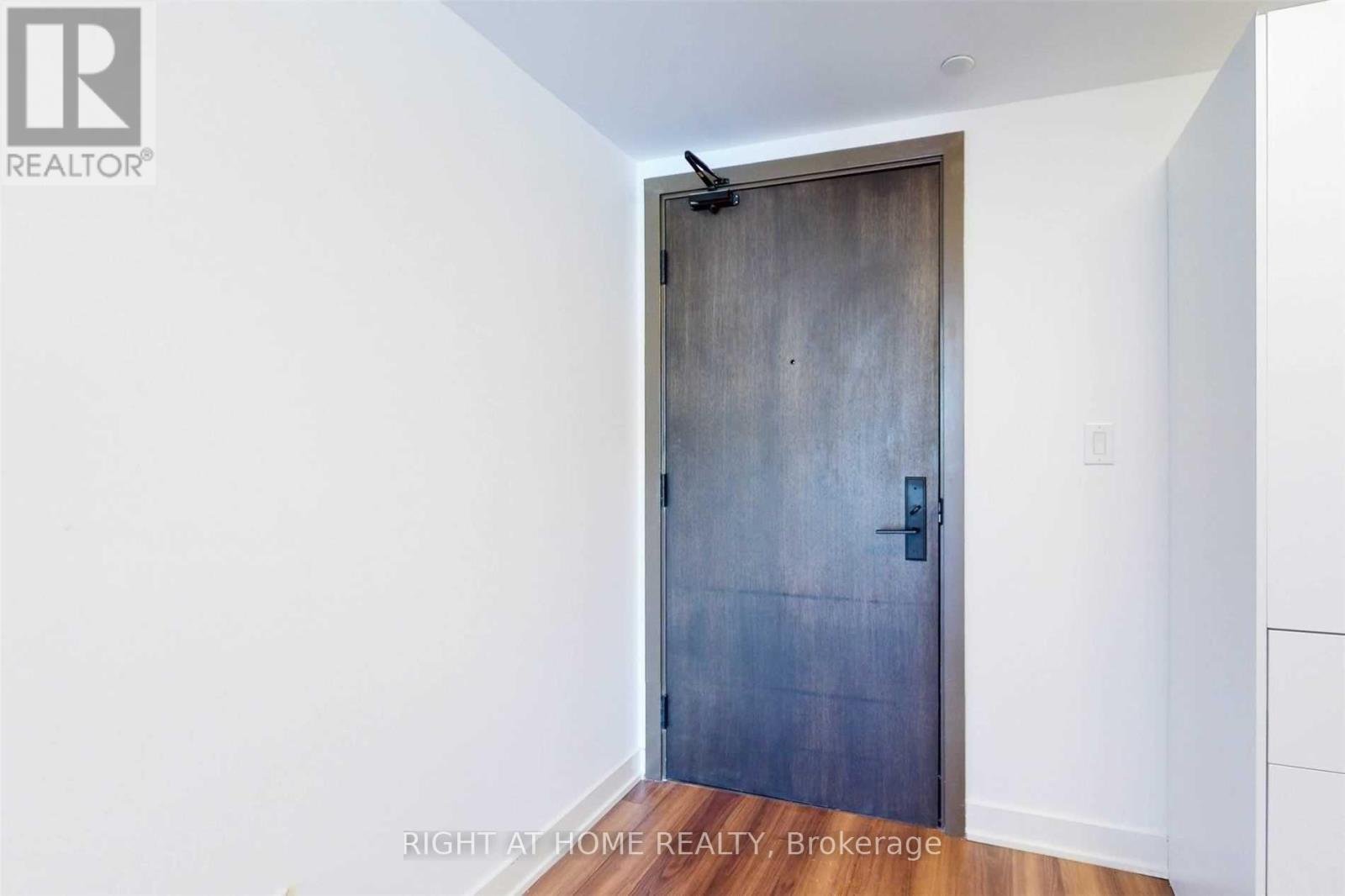 217 - 2799 Kingston Road, Toronto, Ontario  M1M 0E3 - Photo 4 - E13096324