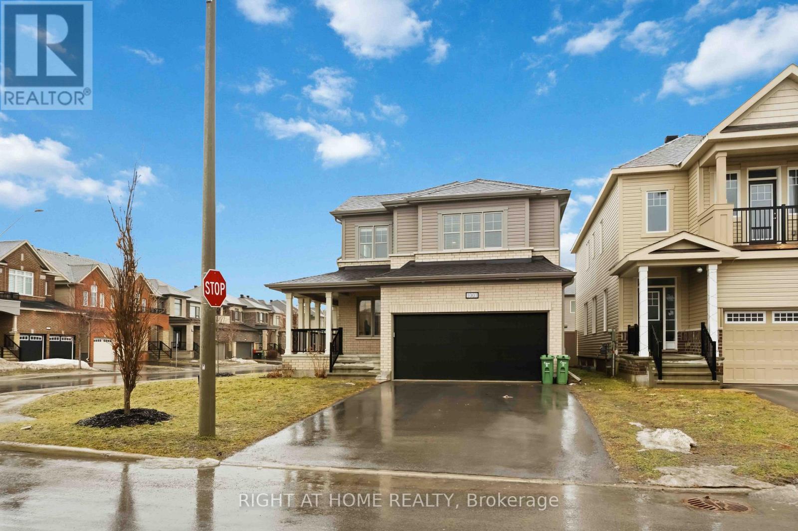 1001 Rue Du Manege Street, Ottawa, Ontario  K2S 0Y7 - Photo 2 - X13096208
