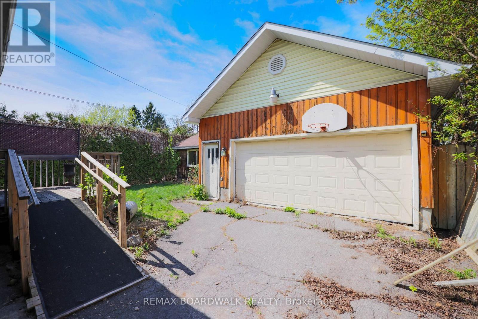 209 Glynn Avenue, Ottawa, Ontario  K1K 1S4 - Photo 6 - X13096218