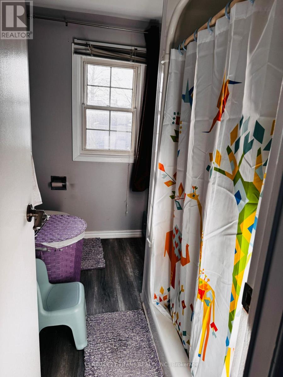 20 Hemingford Place, Whitby, Ontario  L1R 1G1 - Photo 20 - E13081136