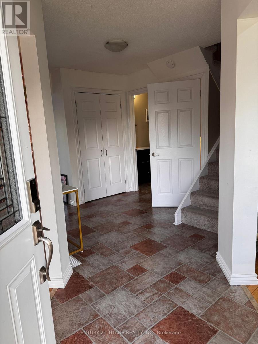 20 Hemingford Place, Whitby, Ontario  L1R 1G1 - Photo 31 - E13081136