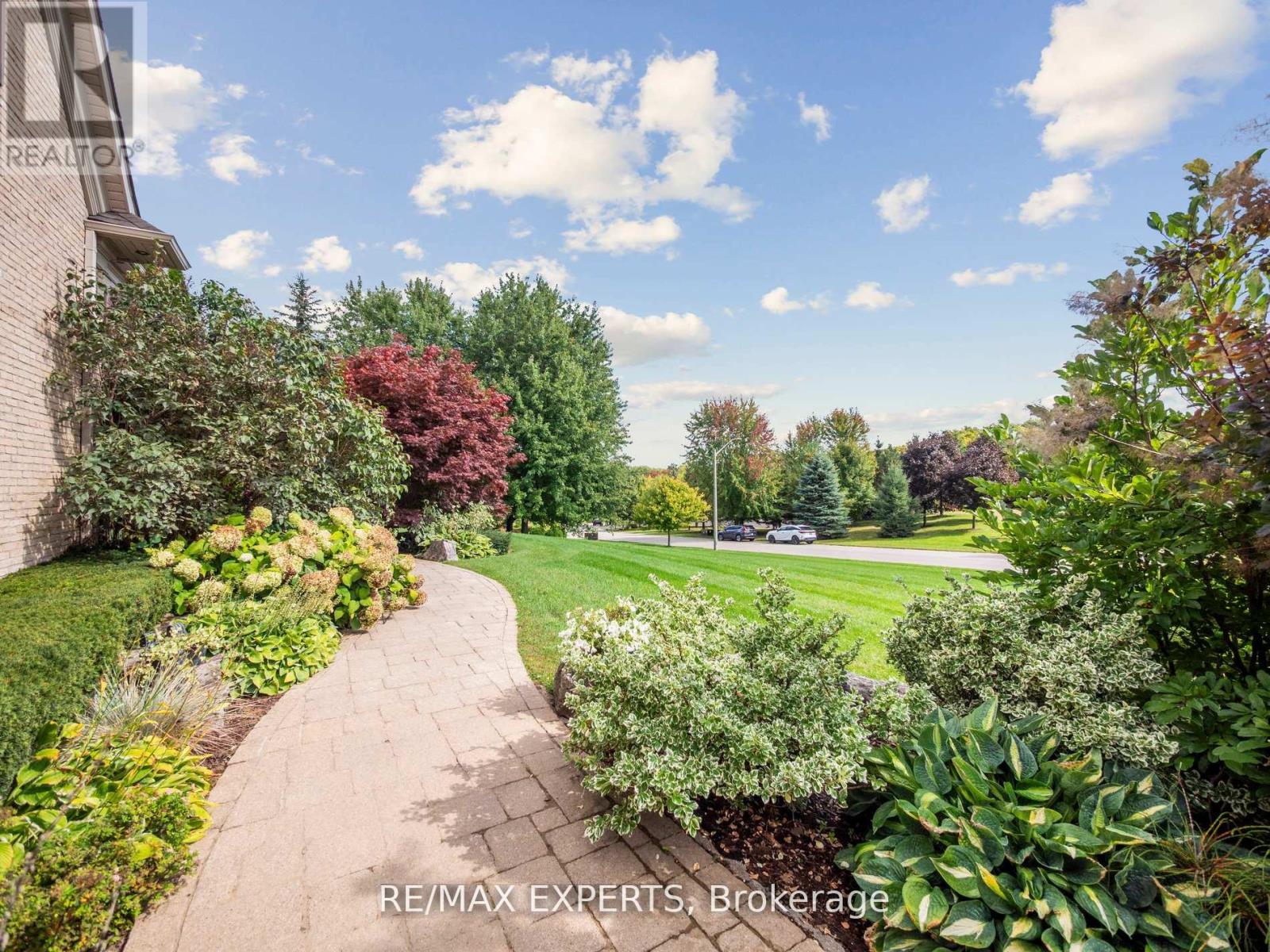 105 Eden Vale Drive S, King, Ontario  L7B 1L9 - Photo 42 - N13096130