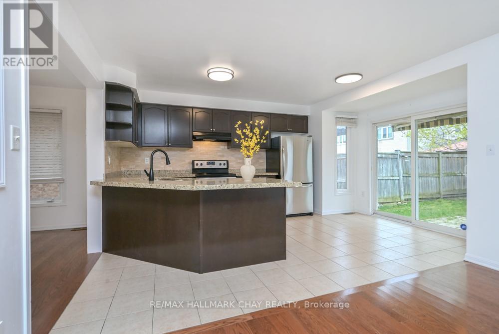 73 Kidd Crescent, New Tecumseth, Ontario  L9R 0E1 - Photo 10 - N13096222