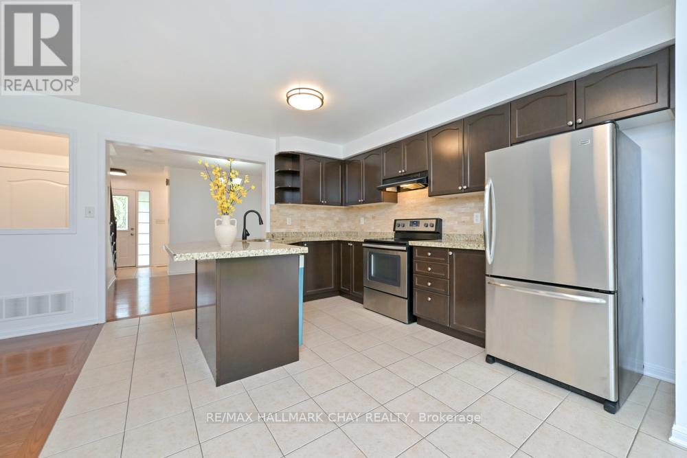73 Kidd Crescent, New Tecumseth, Ontario  L9R 0E1 - Photo 12 - N13096222