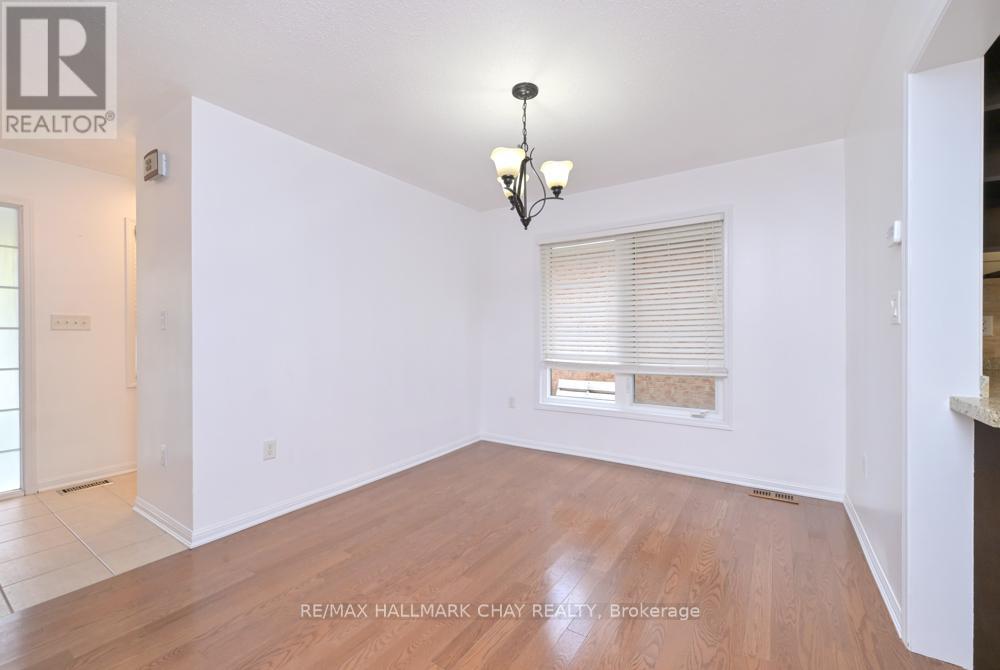 73 Kidd Crescent, New Tecumseth, Ontario  L9R 0E1 - Photo 7 - N13096222