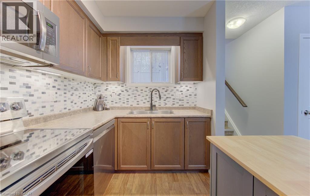 1941 Ottawa Street S Unit# D12, Kitchener, Ontario  N2E 0C2 - Photo 13 - 40827975