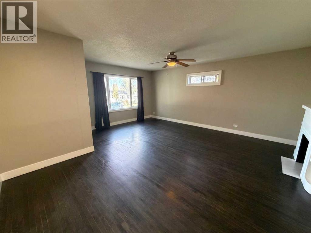 1035 12b Street S, Lethbridge, Alberta  T1K 1R9 - Photo 6 - A2296011