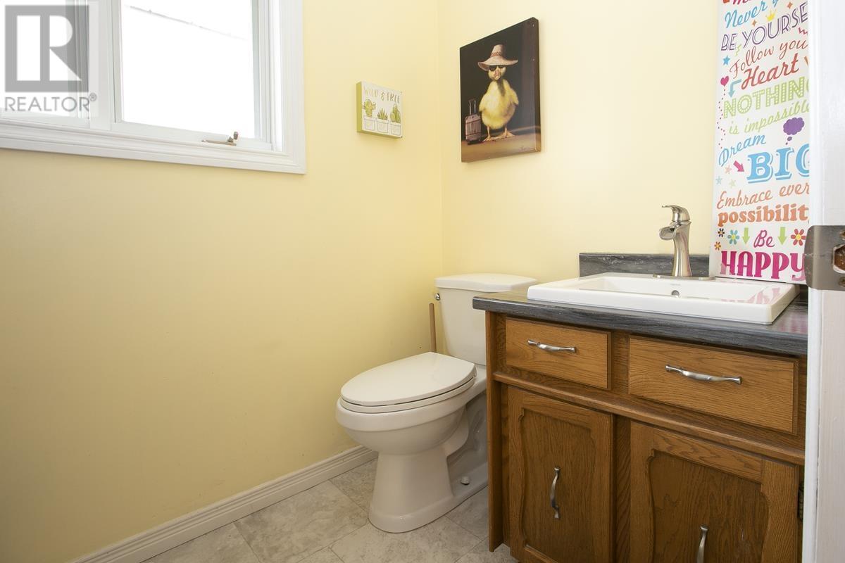 97 Greenview Ln, Sault Ste. Marie, Ontario  P6A 6K8 - Photo 32 - SM260913
