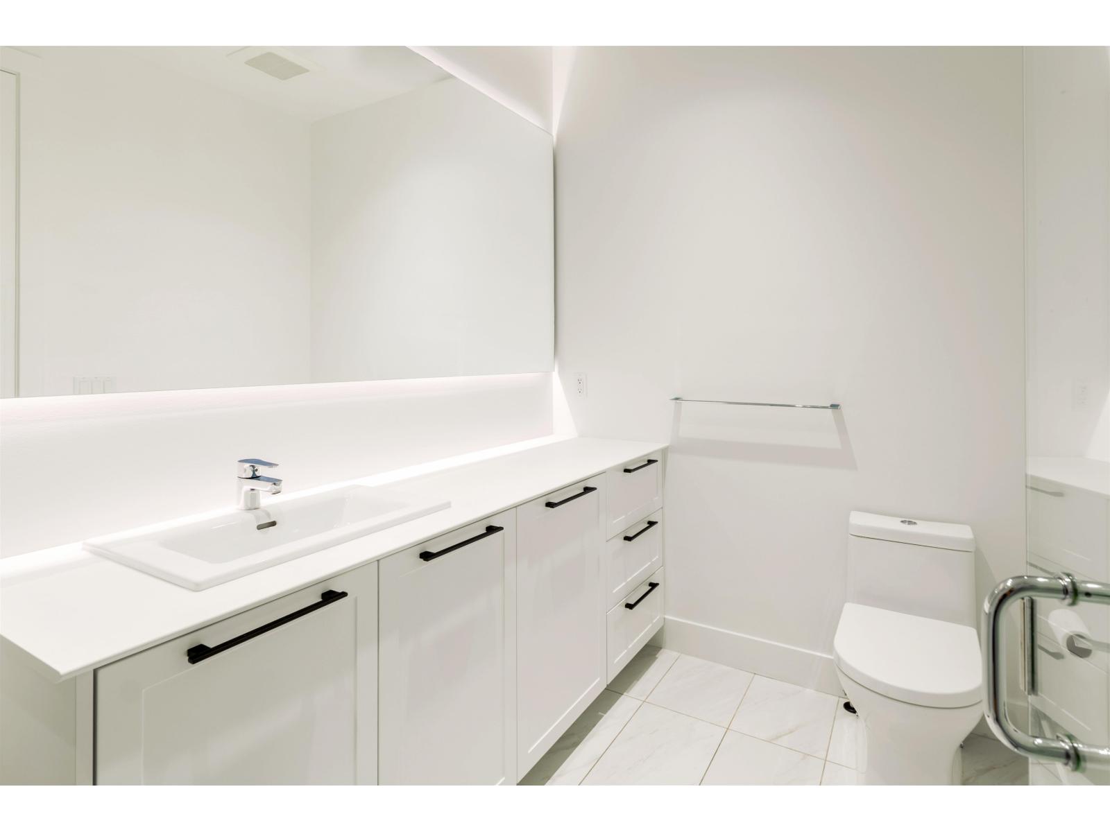 314 14968 101a Avenue, Surrey, British Columbia  V3R 0E8 - Photo 11 - R3120131
