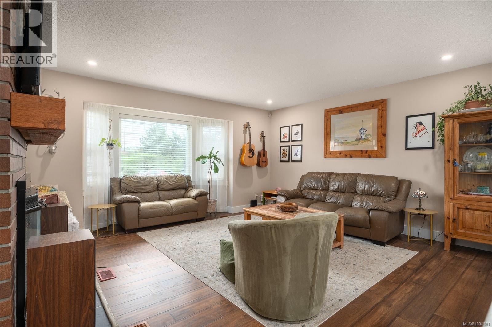 5151 Metral Dr, Nanaimo, British Columbia  V9T 2K7 - Photo 6 - 1034391