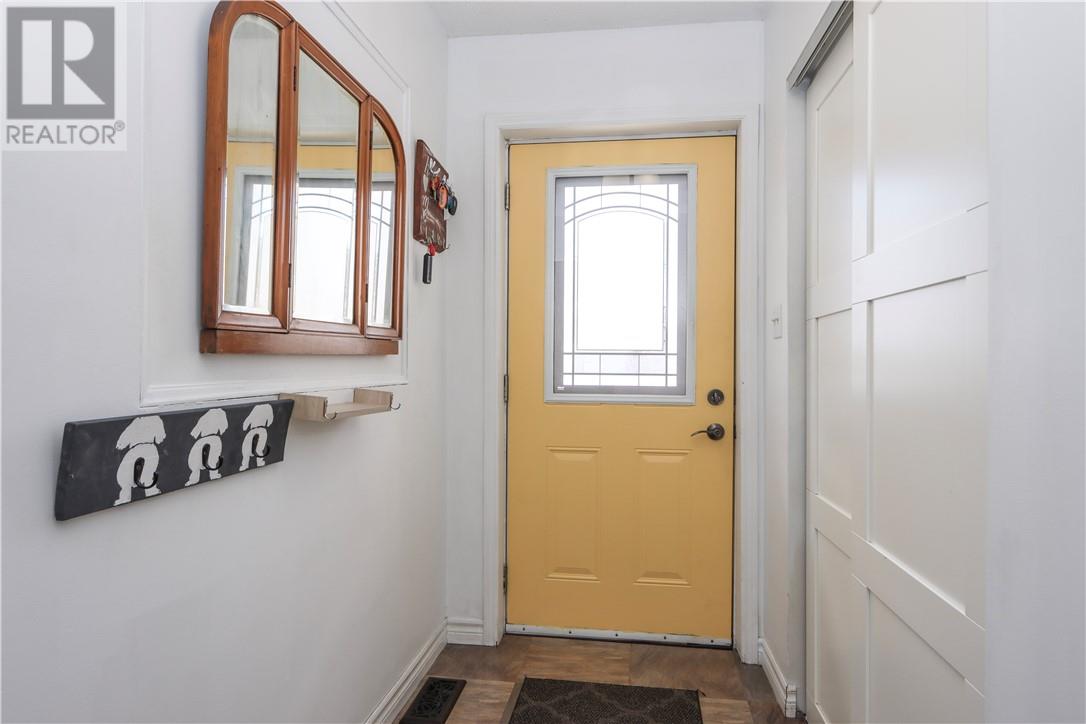 72 Field Street, Lively, Ontario  P3Y 1B4 - Photo 3 - 2127599