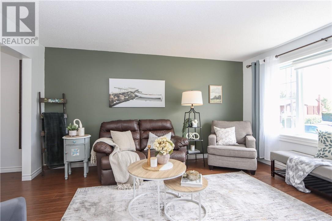 72 Field Street, Lively, Ontario  P3Y 1B4 - Photo 4 - 2127599