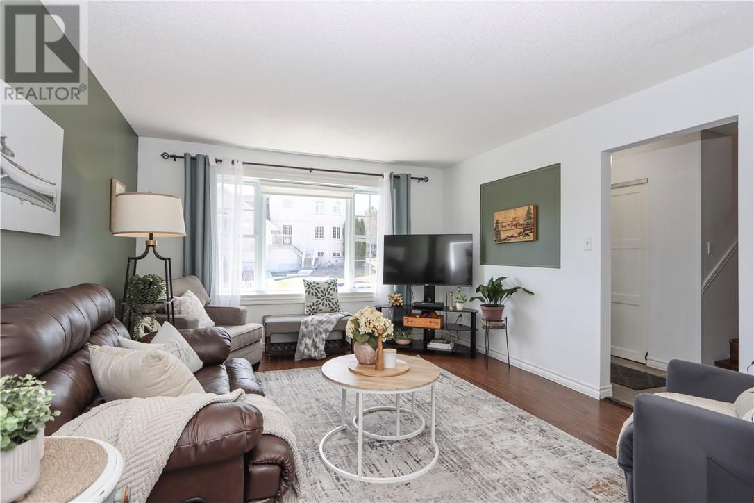 72 Field Street, Lively, Ontario  P3Y 1B4 - Photo 6 - 2127599