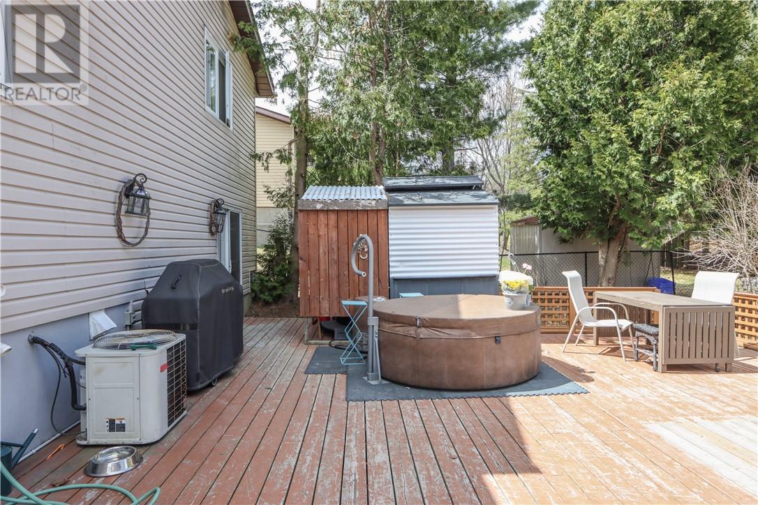 72 Field Street, Lively, Ontario  P3Y 1B4 - Photo 67 - 2127599