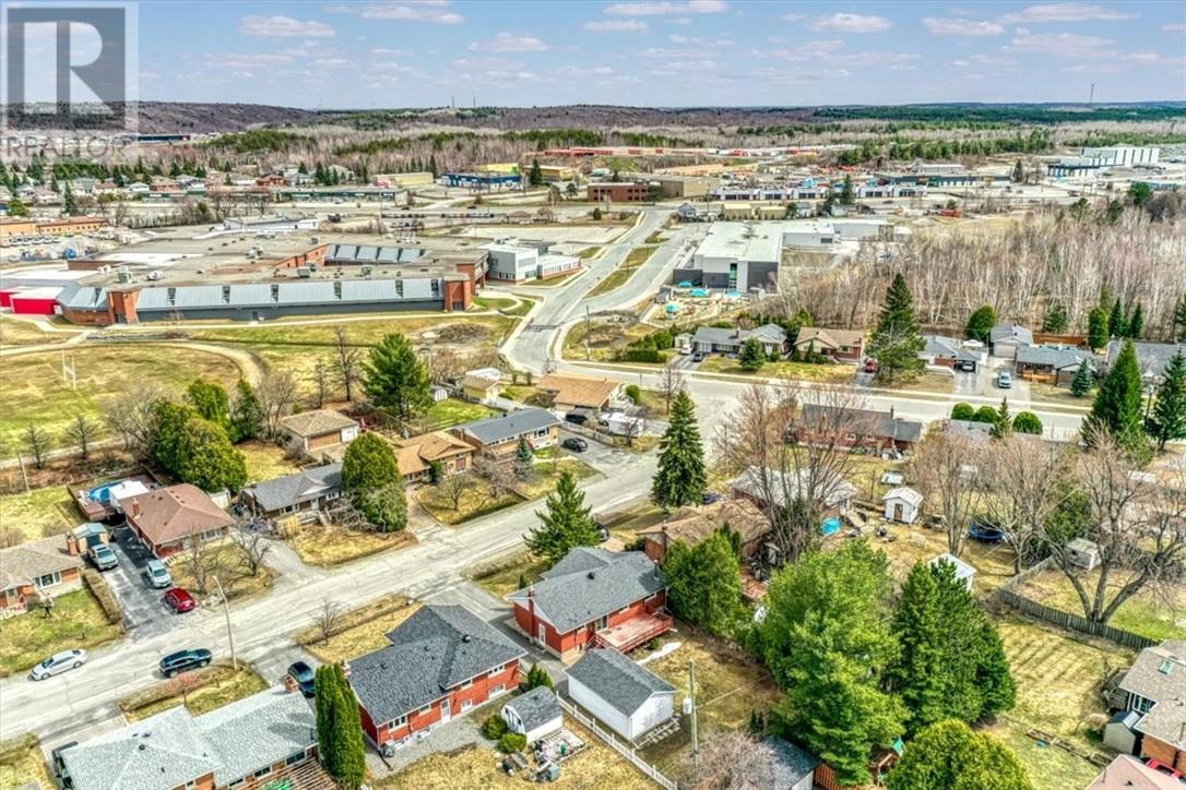 208 Claudia Court, Sudbury, Ontario  P3A 4C2 - Photo 40 - 2127515