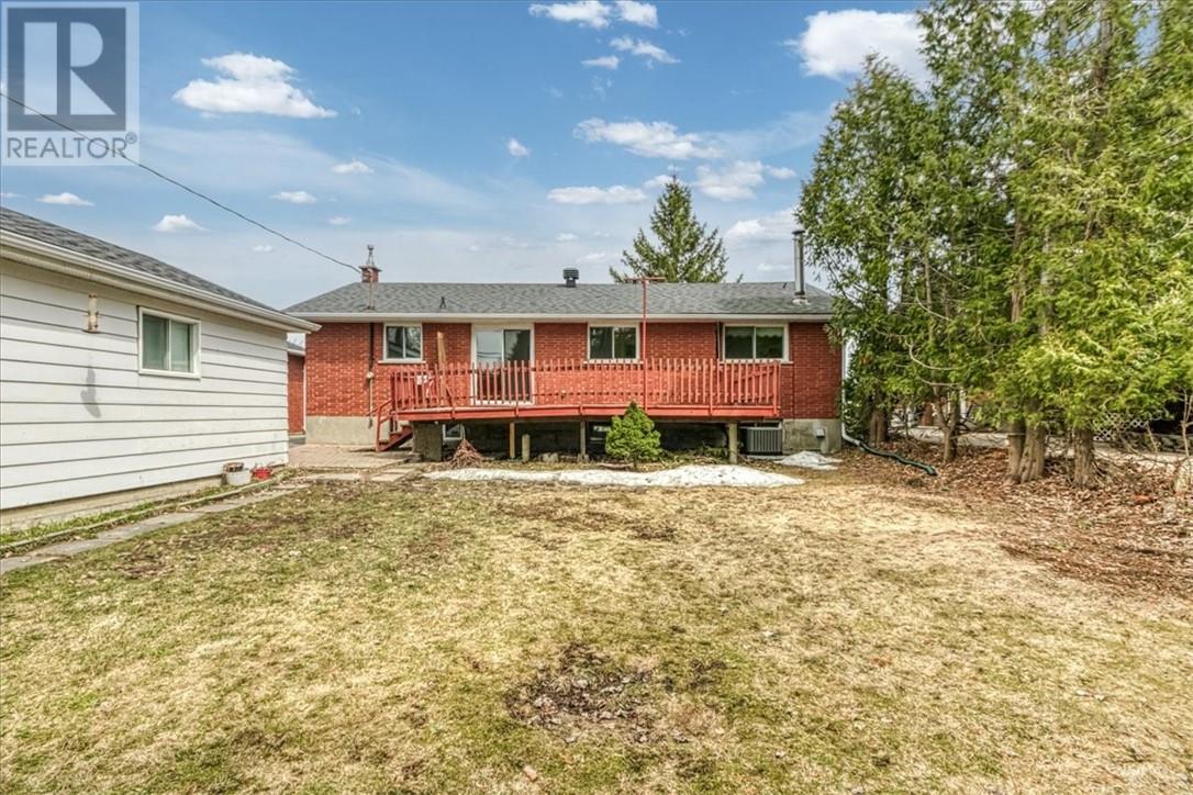 208 Claudia Court, Sudbury, Ontario  P3A 4C2 - Photo 5 - 2127515