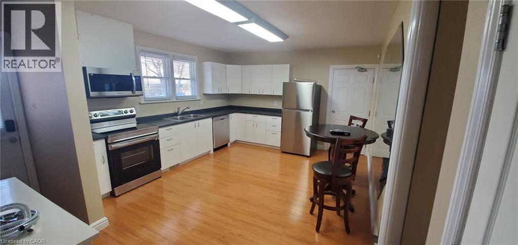 11 Belmont Avenue W, Kitchener, Ontario  N2M 1L2 - Photo 33 - 40827125