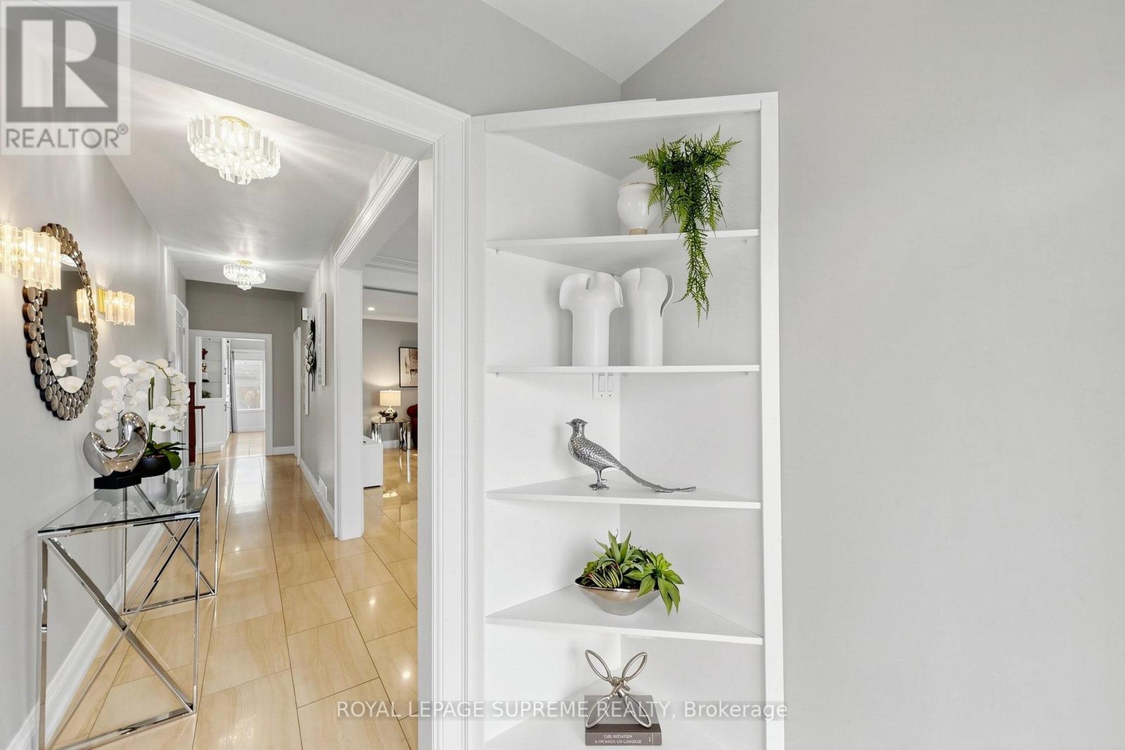 46 Chiswick Avenue, Toronto, Ontario  M6M 4T9 - Photo 4 - W13096116