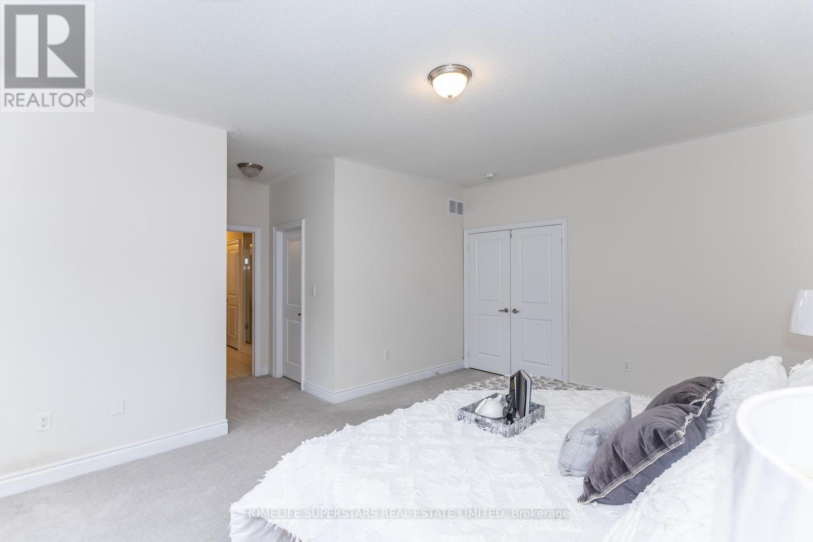 1188 Stag Hollow N, Oakville, Ontario  L6M 4G3 - Photo 36 - W13096144