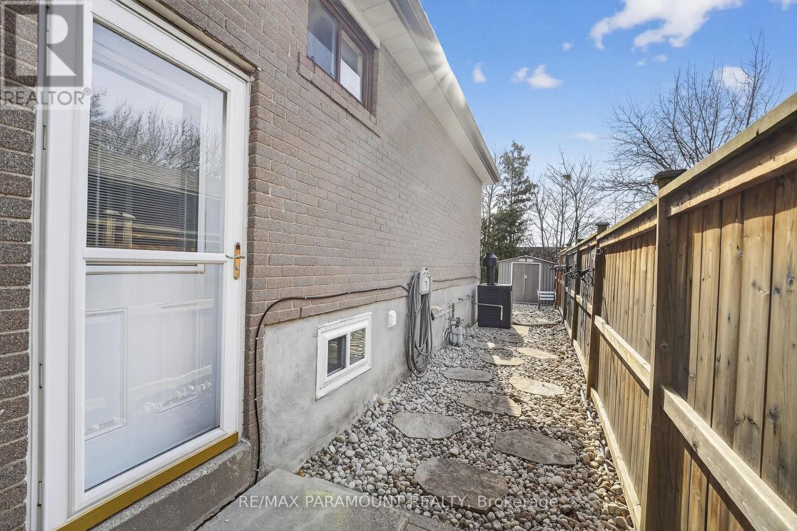 5 Cavendish Crescent, Brampton, Ontario  L6T 1Z3 - Photo 38 - W13096156