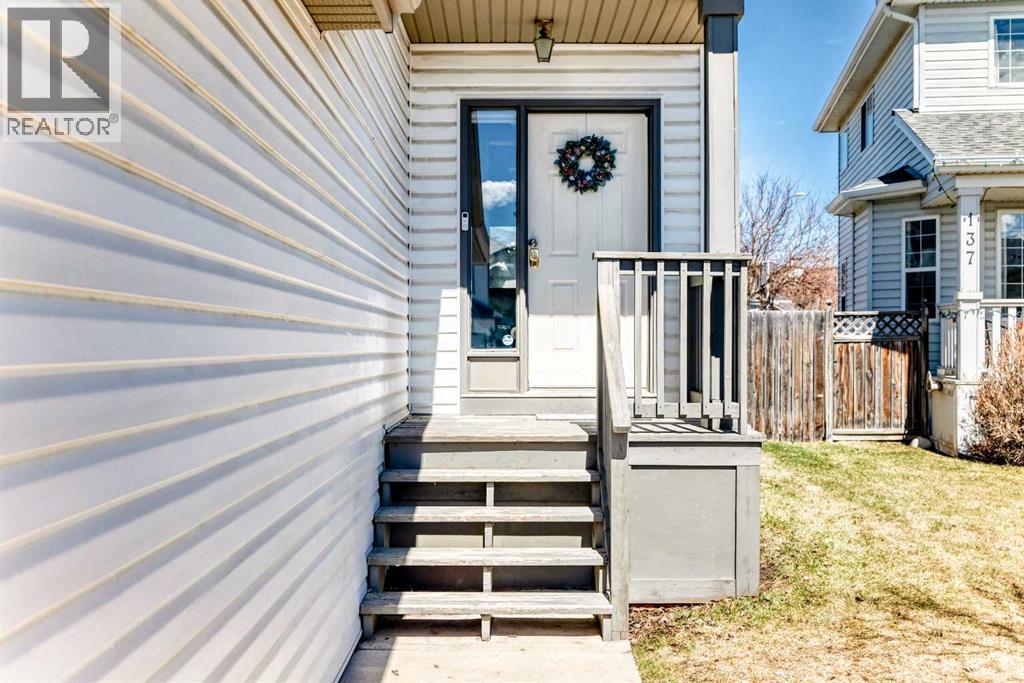 141 Arbour Crest Mews Nw, Calgary, Alberta  T3G 4L3 - Photo 3 - A2303814