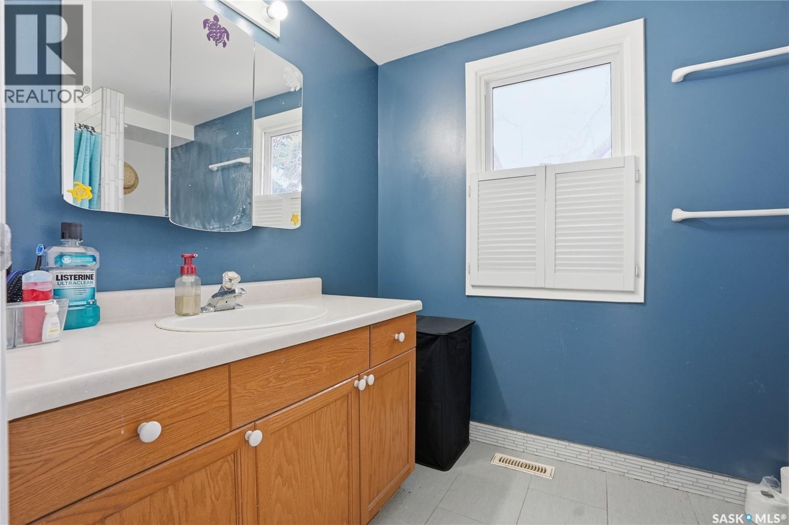 1011 1st Street E, Saskatoon, Saskatchewan  V0R 1X2 - Photo 24 - SK035190