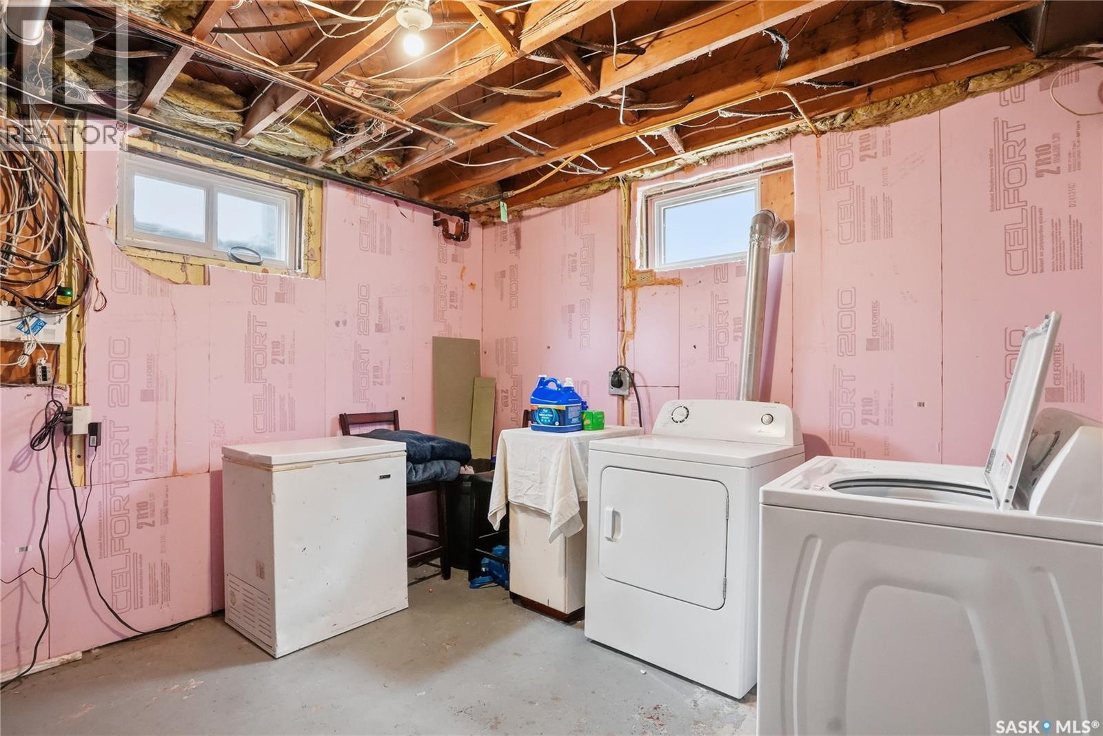 1011 1st Street E, Saskatoon, Saskatchewan  V0R 1X2 - Photo 42 - SK035190