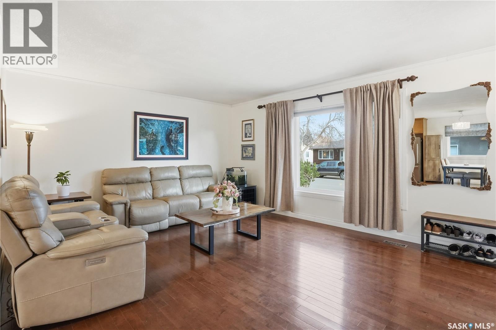 119 Pappas Crescent, Regina, Saskatchewan  S4R 7G7 - Photo 6 - SK035135