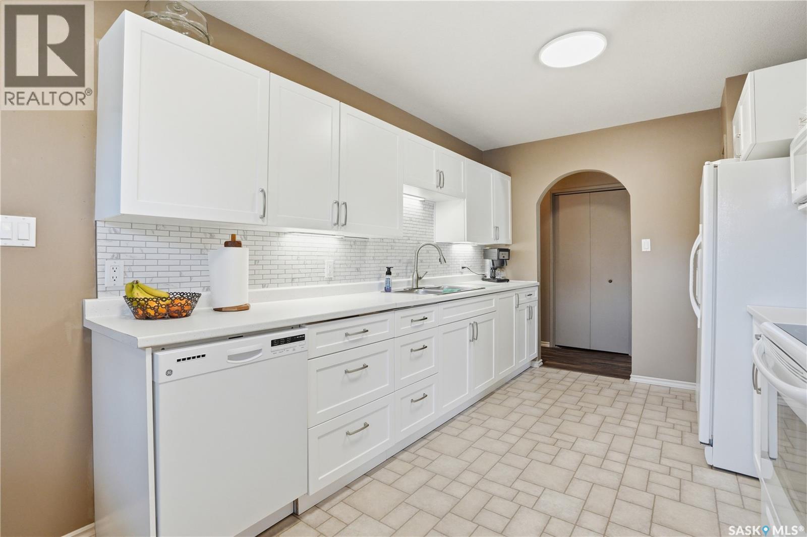 1912 95th Street, North Battleford, Saskatchewan  S9A 3C7 - Photo 14 - SK034948