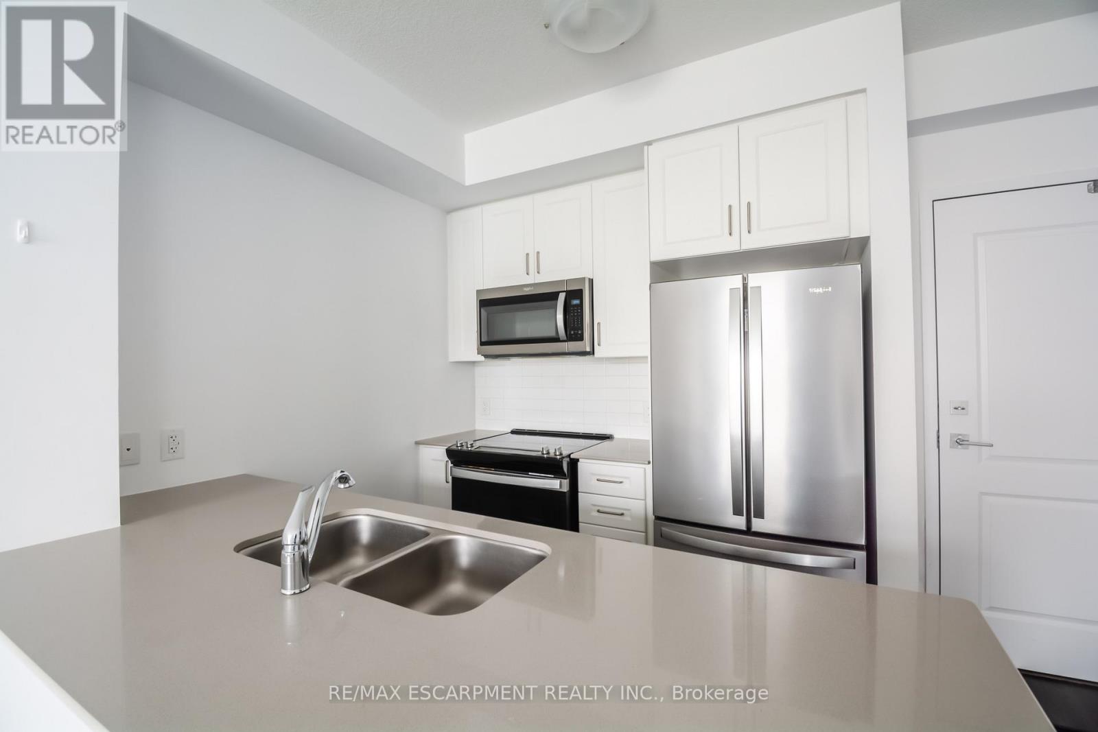 524 - 10 Mallard Trail, Hamilton, Ontario  L8B 2A7 - Photo 22 - X13096136