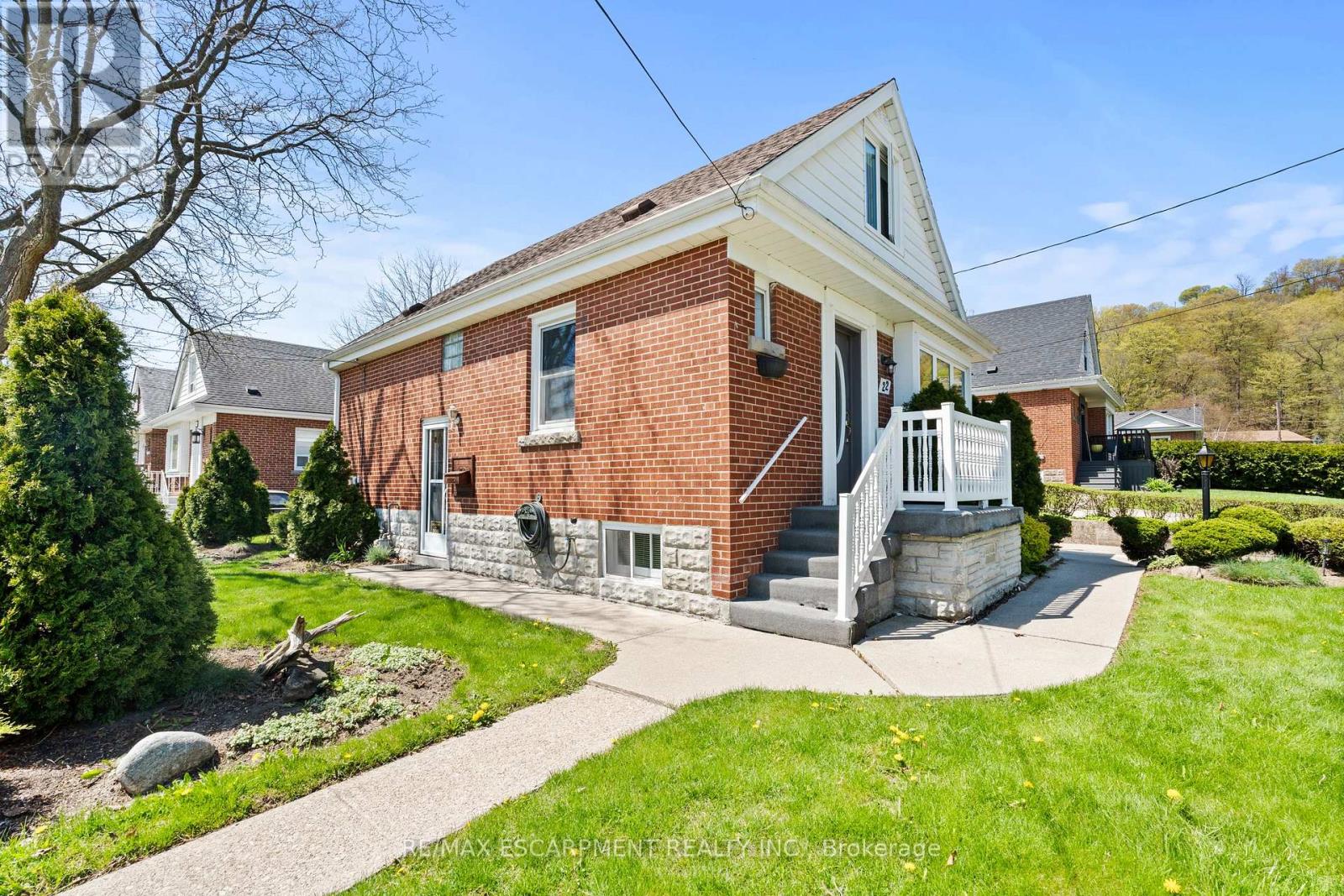 22 Dundonald Avenue, Hamilton, Ontario  L8K 4Z9 - Photo 39 - X13096172