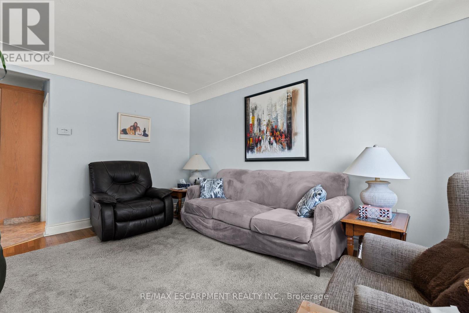 22 Dundonald Avenue, Hamilton, Ontario  L8K 4Z9 - Photo 9 - X13096172