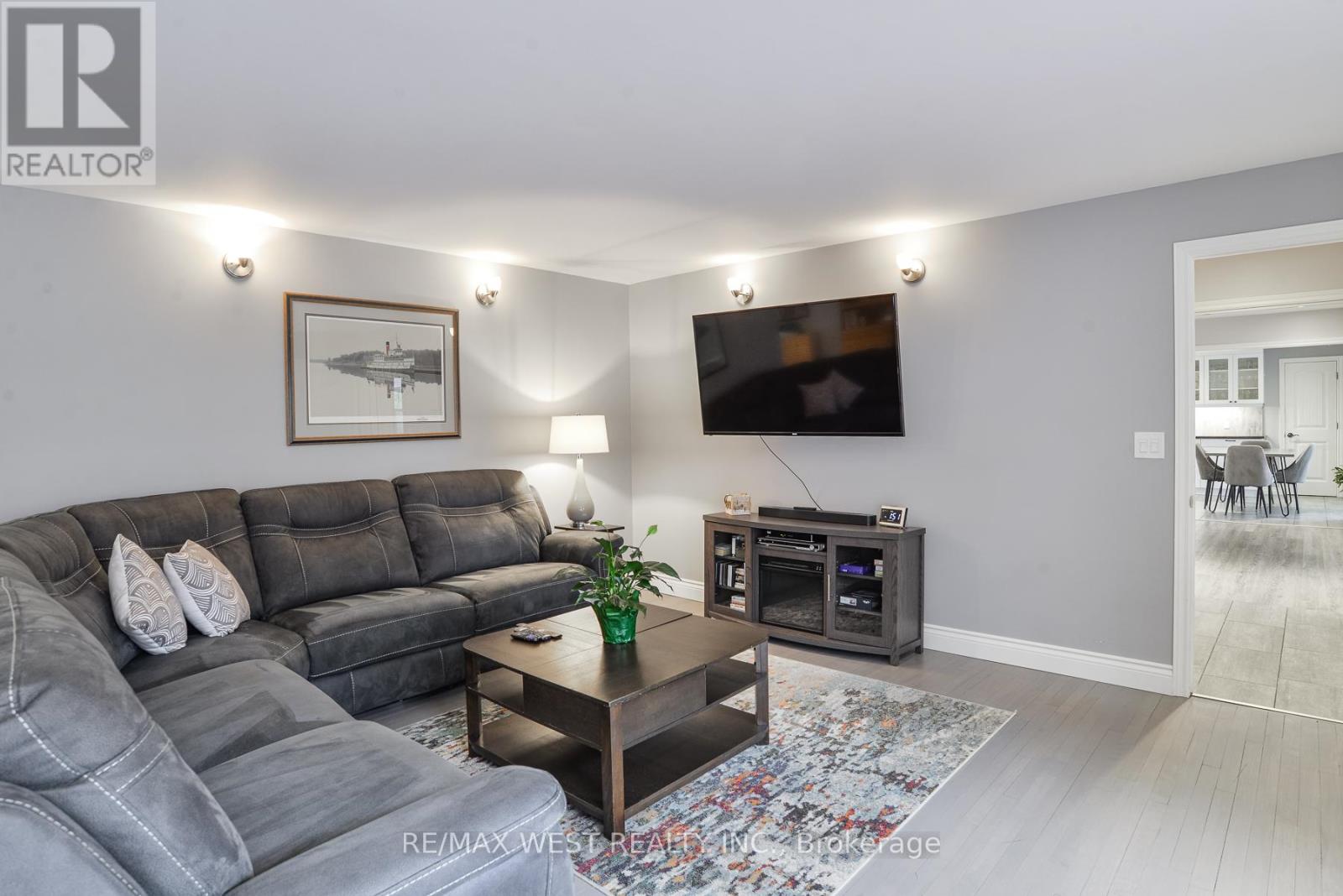 4945 Muskoka 117 Road, Lake Of Bays, Ontario  P0A 1E0 - Photo 10 - X13096248