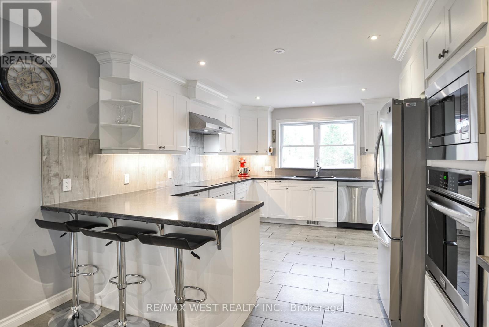 4945 Muskoka 117 Road, Lake Of Bays, Ontario  P0A 1E0 - Photo 4 - X13096248