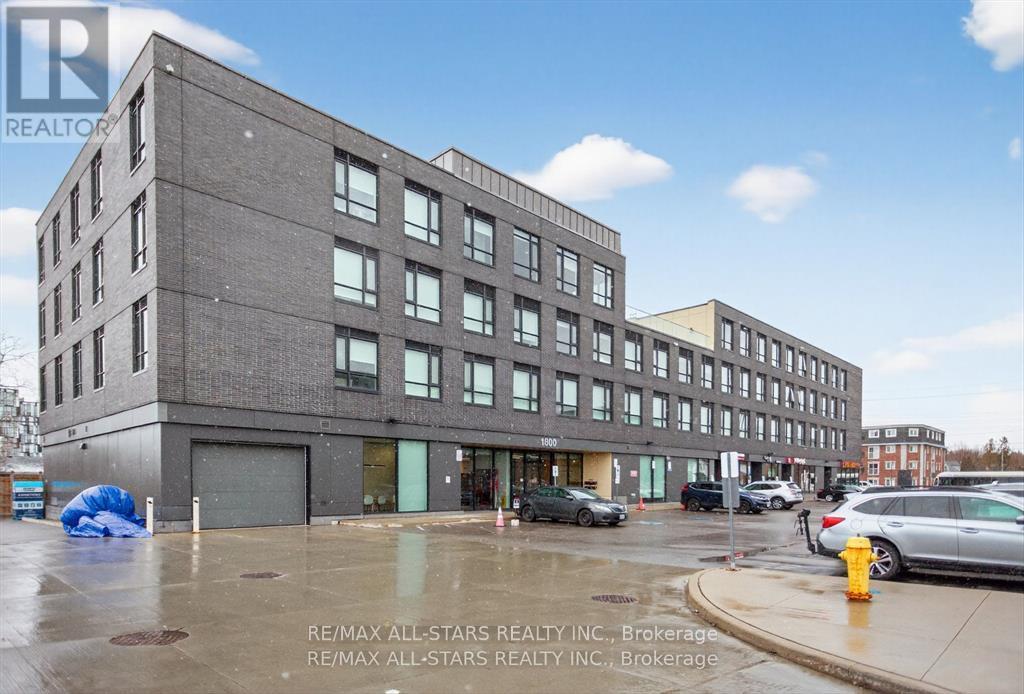 220 - 1800 SIMCOE STREET N, Oshawa, Ontario