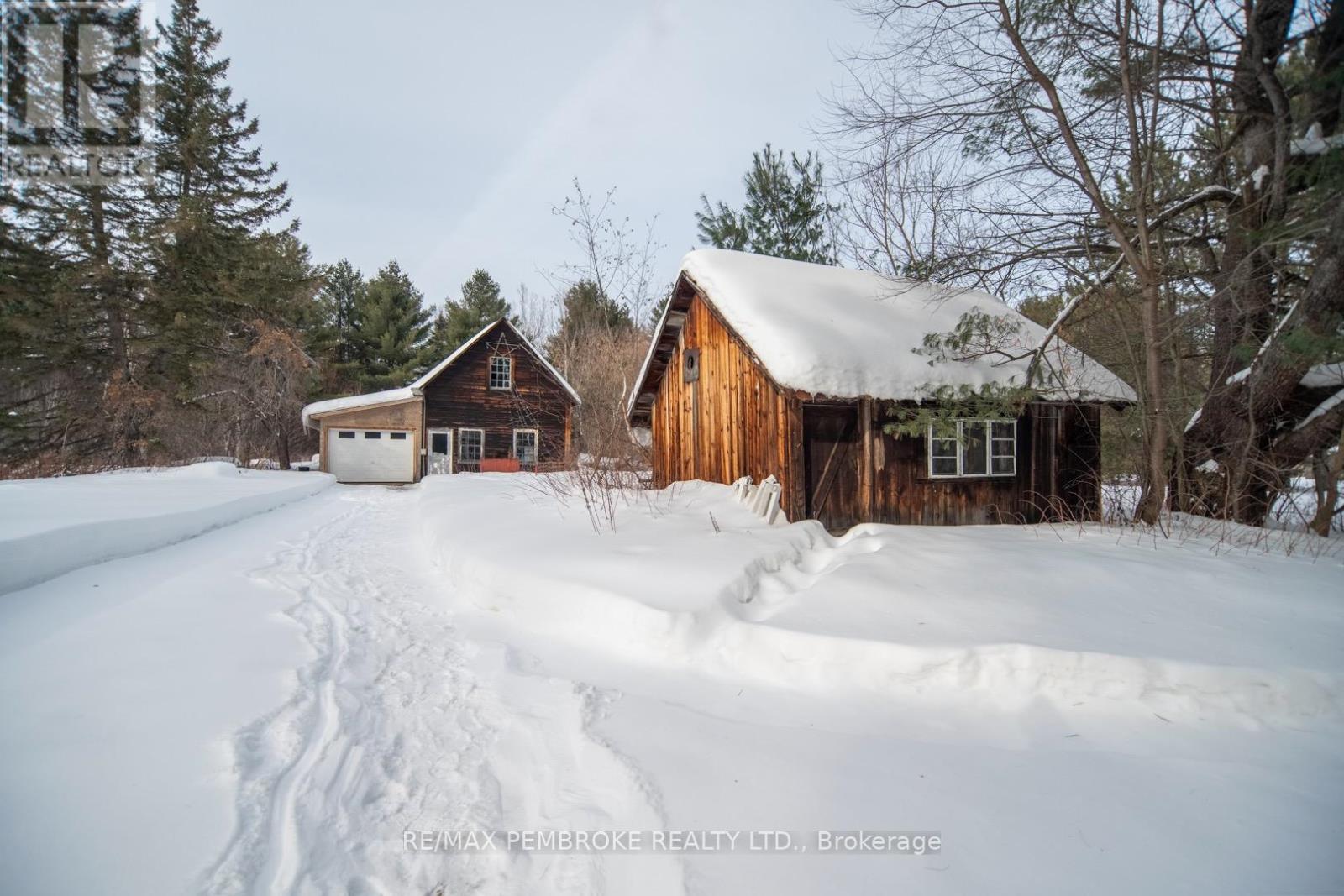 476 Airport Road, Petawawa, Ontario  K8A 6W7 - Photo 28 - X12799856
