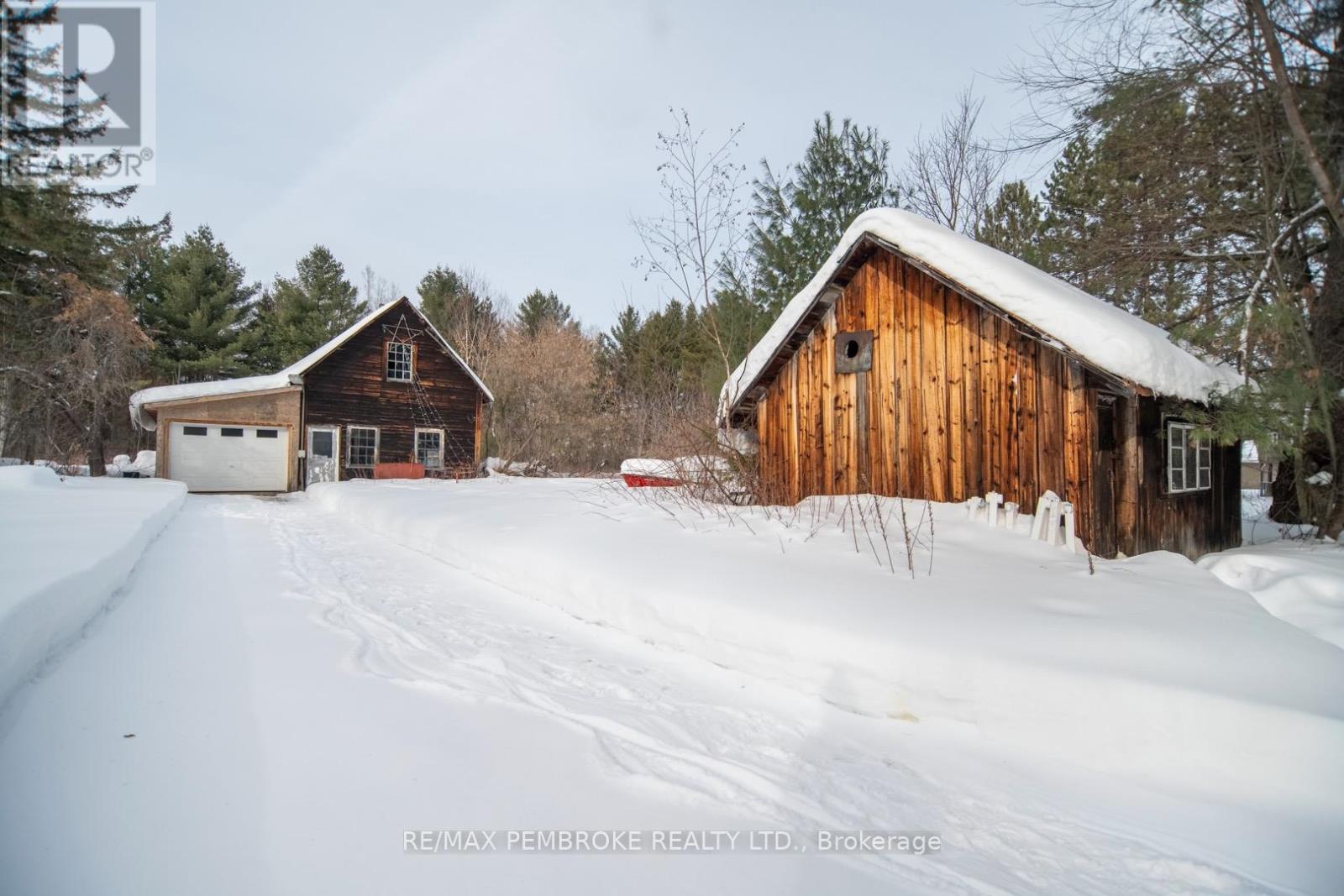 476 Airport Road, Petawawa, Ontario  K8A 6W7 - Photo 29 - X12799856