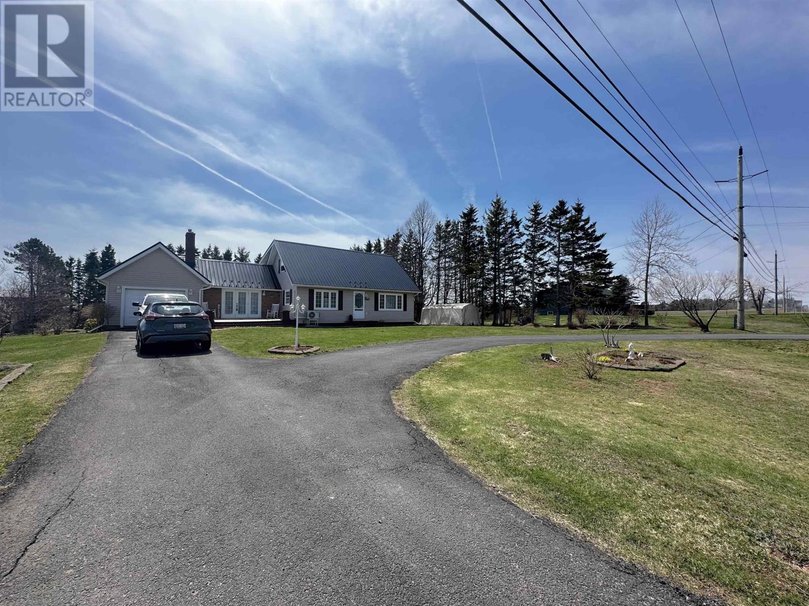 467 Route 2, Souris West, Prince Edward Island  C0A 2B0 - Photo 3 - 202602700
