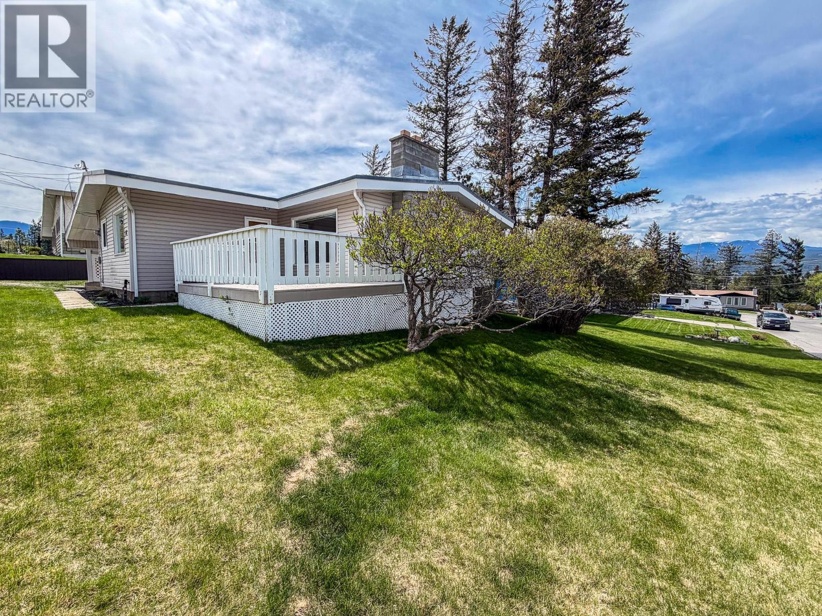 811 28th Avenue S, Cranbrook, British Columbia  V1C 3C8 - Photo 25 - 10386460