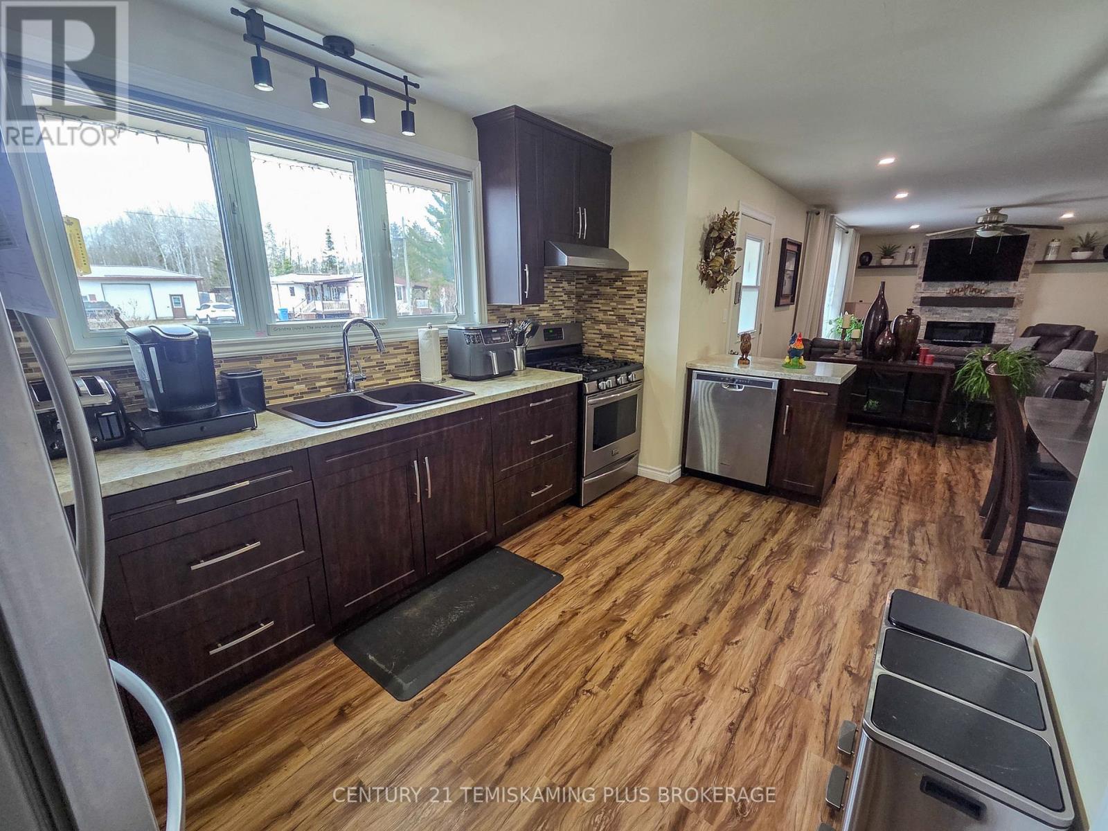 8 Browns Road, Englehart, Ontario  P0J 1H0 - Photo 2 - T13096346